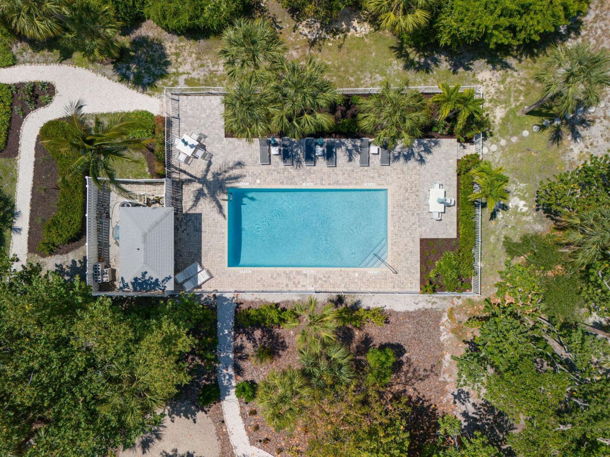 Grandma Dot'S House- Marina Villa With Pool And Bikes Sanibel Exterior photo